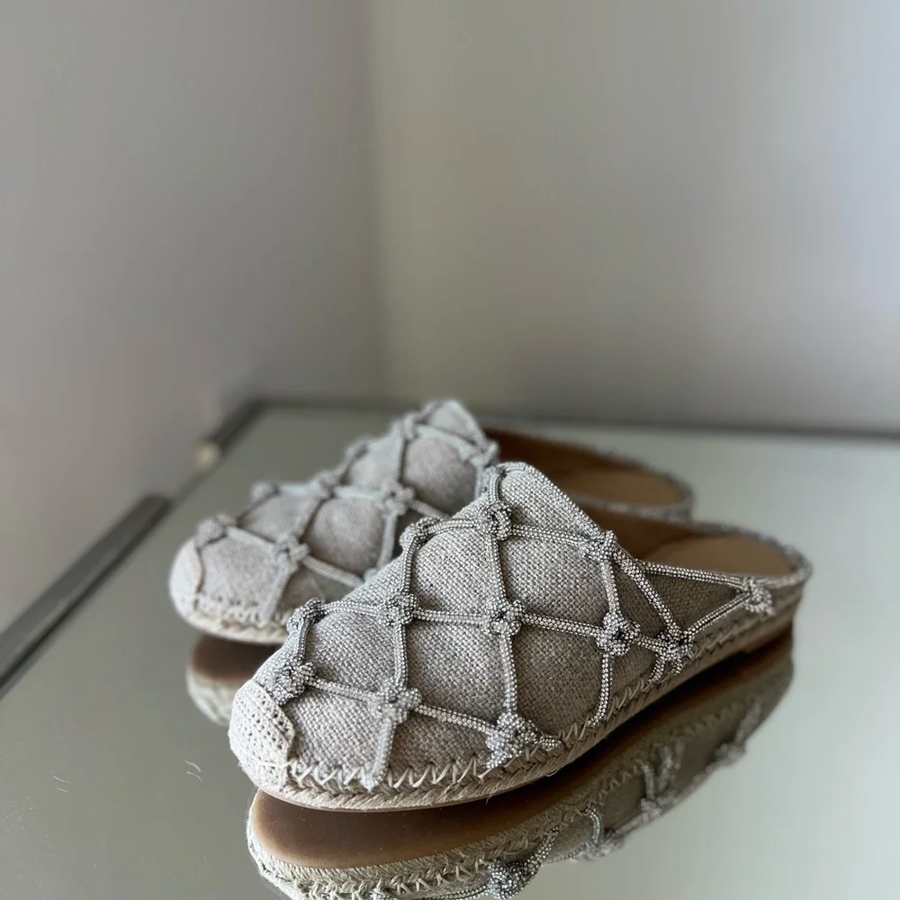 Like new VALENTINO GARAVANI Crystal-embellished linen espadrille mules $1,150 37